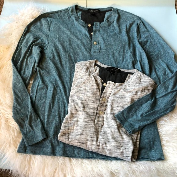 Banana Republic 2 Shirts Bundle Moisture Wicking Henley Long Sleeve Gray Blue - Picture 2 of 4